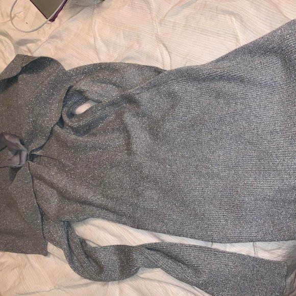 WHBM Petite Bow-Back Sweater - Picture 3 of 7